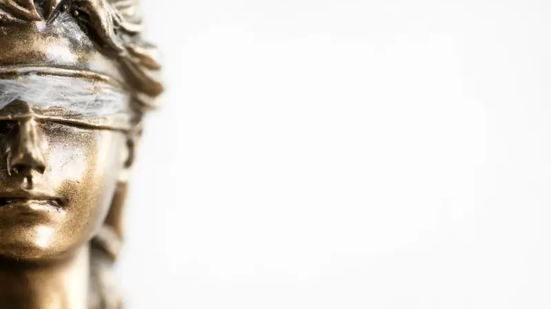 Praca prawnik online